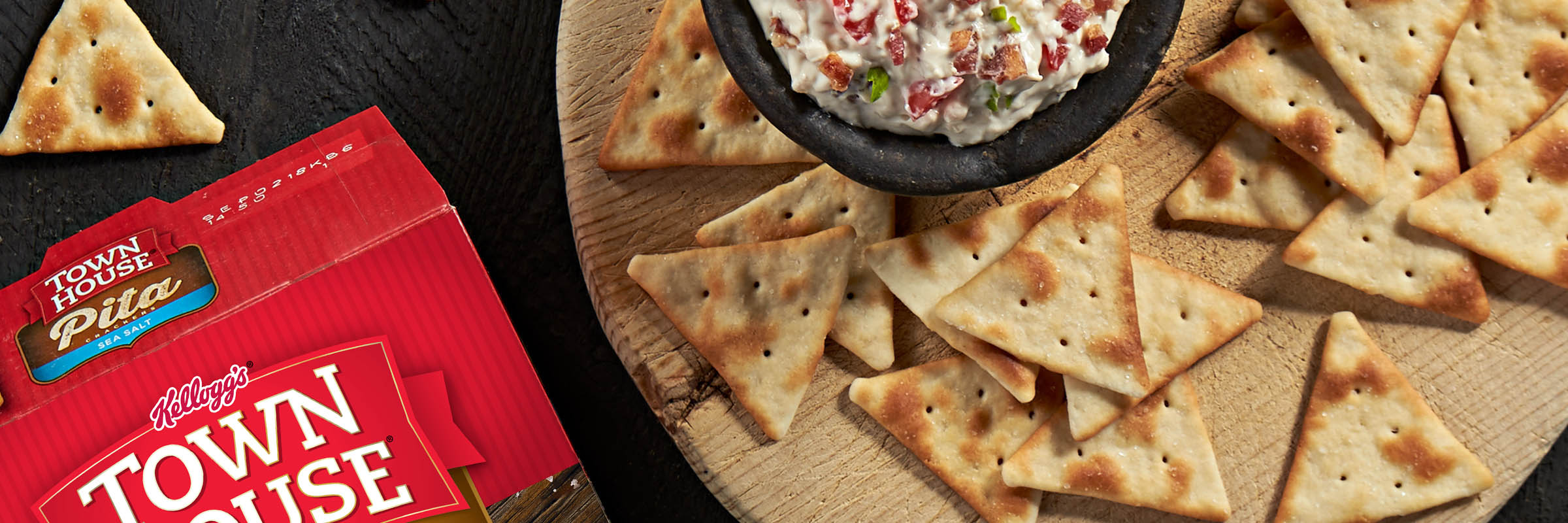Town House Pita Cracker Spread